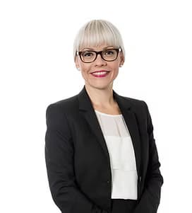 Anna Oksanen – Asianajaja, Varatuomari, Asianajotoimisto Edelle Oy